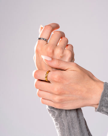 Anello Fascia Di Cuori Small